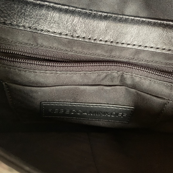 REBECCA MINKOFF BLACK CHEVRON QUILTED LOVE CROSS BODY BAG PURSE - Picture 3 of 3